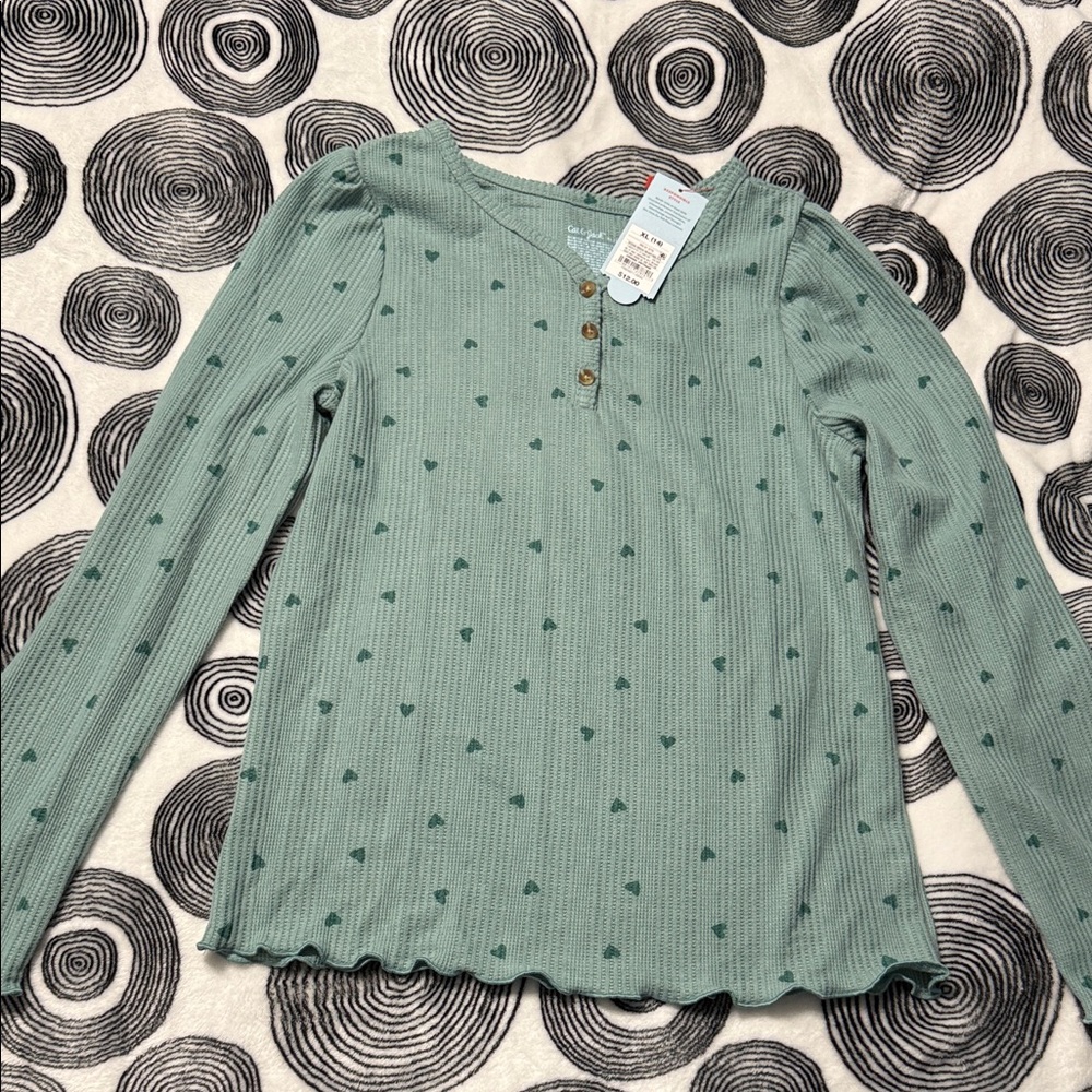 Cat & Jack Green Long Sleeve Heart Top